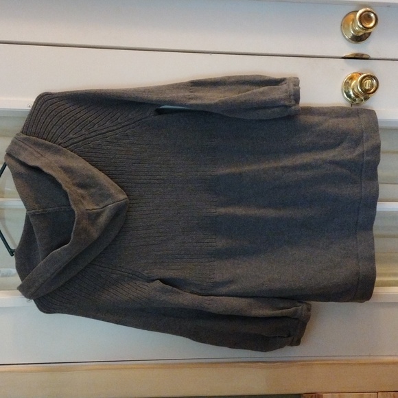 Loft Hooded Sweater M - Picture 5 of 6